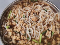 -正宗杨记普洱酸醋米线(总店)