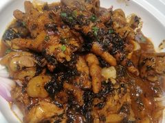 -黄泥岗·地道湖北菜(奥特莱斯店)