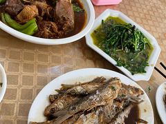 -山里人家土菜馆(茅山店)