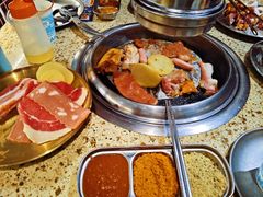 -姜胖胖韩式自助烤肉(光明万达店)