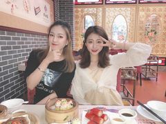 -Tiffany & Co.蒂芙尼
(广州太古汇店)