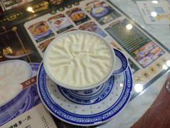 -广信牛奶甜品世家(台东店)