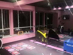 -简·无界健身工作室·运动康复·体态(石厦店)