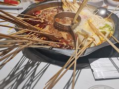 -佰人王串串香火锅(洋珠巷店)