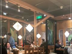 大堂-云海肴·汽锅鸡·云南菜(天山百盛优客店)