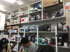 -苹果手机电脑维修回收(胶州路店)