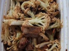 干锅花菜-小船渔村•大连菜•大连焖鱼(明泽街店)