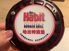-The Habit Burger Grill 哈比特汉堡(复兴soho店)