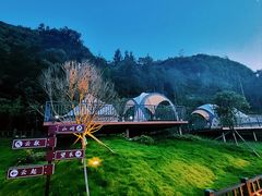 -高荡千年布依古寨旅游景区