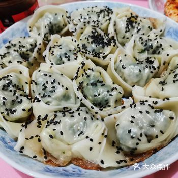我这技术可还行╮(￣▽￣)╭ 自制煎馄饨：