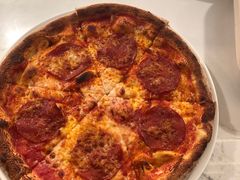 -城市大道红炉披萨烘焙坊