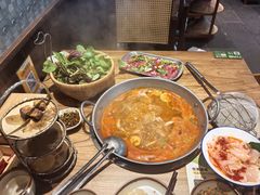 -老凯俚酸汤鱼(鸿通城店)