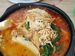 -曹宝林砂锅麻辣烫(星光路店)