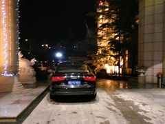 -锦龙国际酒店(天津奥体中心华苑地铁站店)