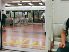 -公园前(地铁站)
