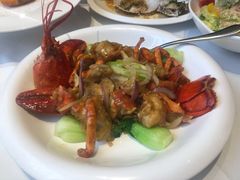 -万龙洲海鲜(大兴绿地缤纷城店)