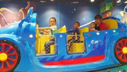 -孩子王(巴南万达广场店)