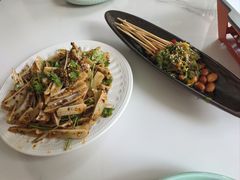 -嗨辣小聚·盘锦河蟹·海鲜烧烤龙虾(盘锦十年好店)
