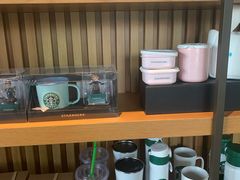 零售区-星巴克(桂林国贸益华城店)