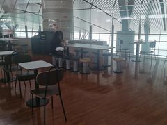 -麦当劳(鄂尔多斯机场店)