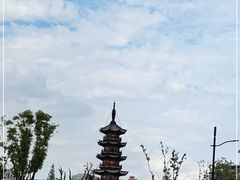 -龙华寺