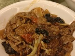 -鸿一饭店(隐秀路店)