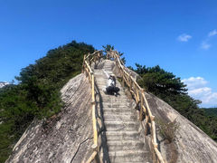 -罗田薄刀峰风景区