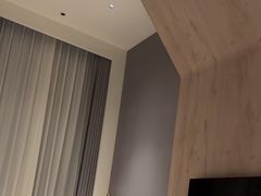 -上海虹桥中心爱琴海亚朵S酒店