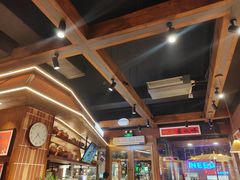 -巴卤社老火锅(财富店)