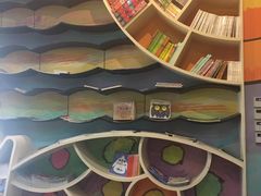 -钟书阁(松江泰晤士小镇店)