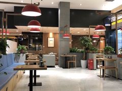 大堂-陇兴楼兰州拉面(西安咸阳国际机场店)