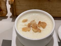 双皮奶-悦满楼·西关名点·湛江名菜(航空综合大厦店)