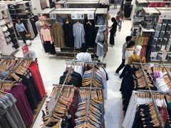 -优衣库(上海金桥国际商业广场店)