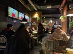 大堂-铁胖子口碑长沙菜·龙虾烧烤(赤岗社区店)