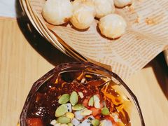 -渝信川菜 · 川味家常菜(财富购物中心店)