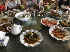 -亚龙湾8号(丁村万人海鲜广场店)