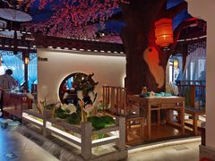 -荷塘秋月·本帮江浙菜(国权路店)