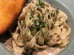 -JINNS锦时 steak&pizza(浸信会礼拜堂旧址店)