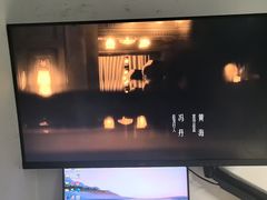 -黄记煌三汁焖锅(新佳丽江汉路店)