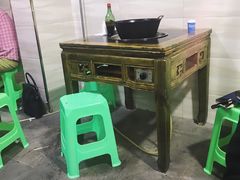 -石灰市毛记烧鸡公(解放碑店)