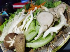 -红钳侠小龙虾·烧烤(中赢康康谷店)