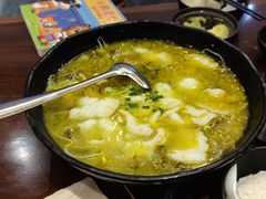 无刺酸菜鱼-好人民间小吃(镇江八佰伴店)