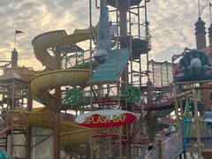 -泉城欧乐堡水上世界