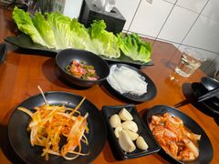 -肉甲韩国木炭烤肉(新壹街1店)