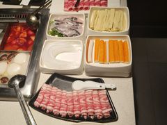 -海底捞火锅鲜切牛肉主题店(长寿路店)