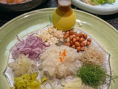 -得意咚瓜·顺德鱼生·冬瓜火锅(深圳首店)
