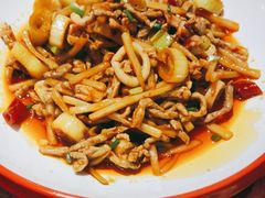 -冯烫烫跷脚牛肉·川菜小馆(武胜西街店)