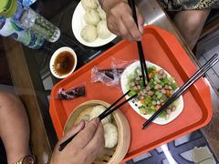 猪肉三鲜馅包子-庆丰包子铺(大红罗厂店)