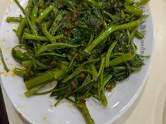 -纽顿熟食中心