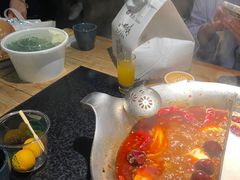 -湊湊火锅·茶憩(上海合生汇店)